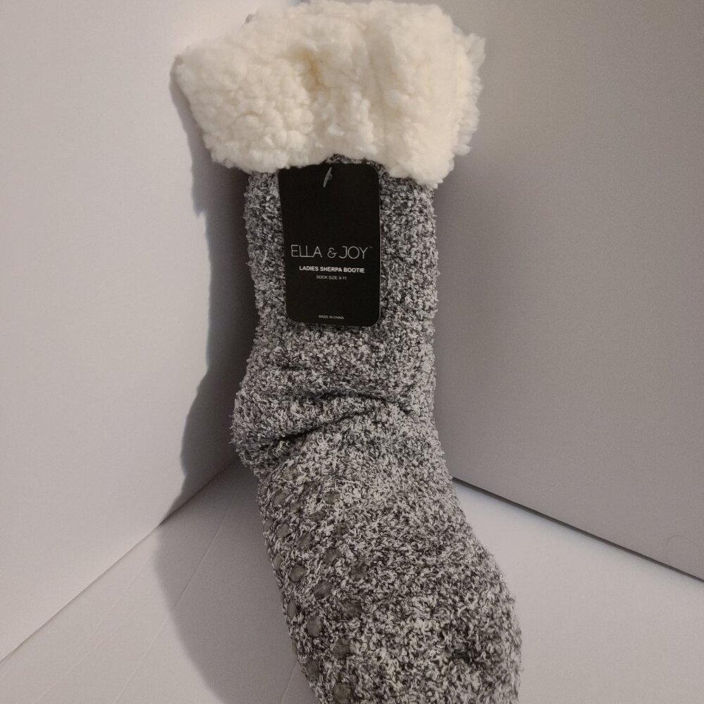 ELLA & JOY WOMENS WARM COZY SNUGGLY SHERPA BOOTIES SIZE 9-11